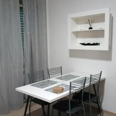 Giordiehouse 1 * Latina
